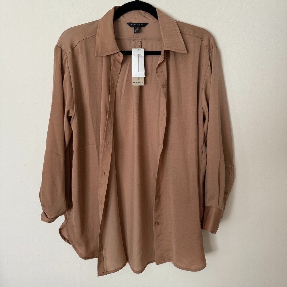NWT Banana Republic Satin Button Down | Taupe | Sz. XS